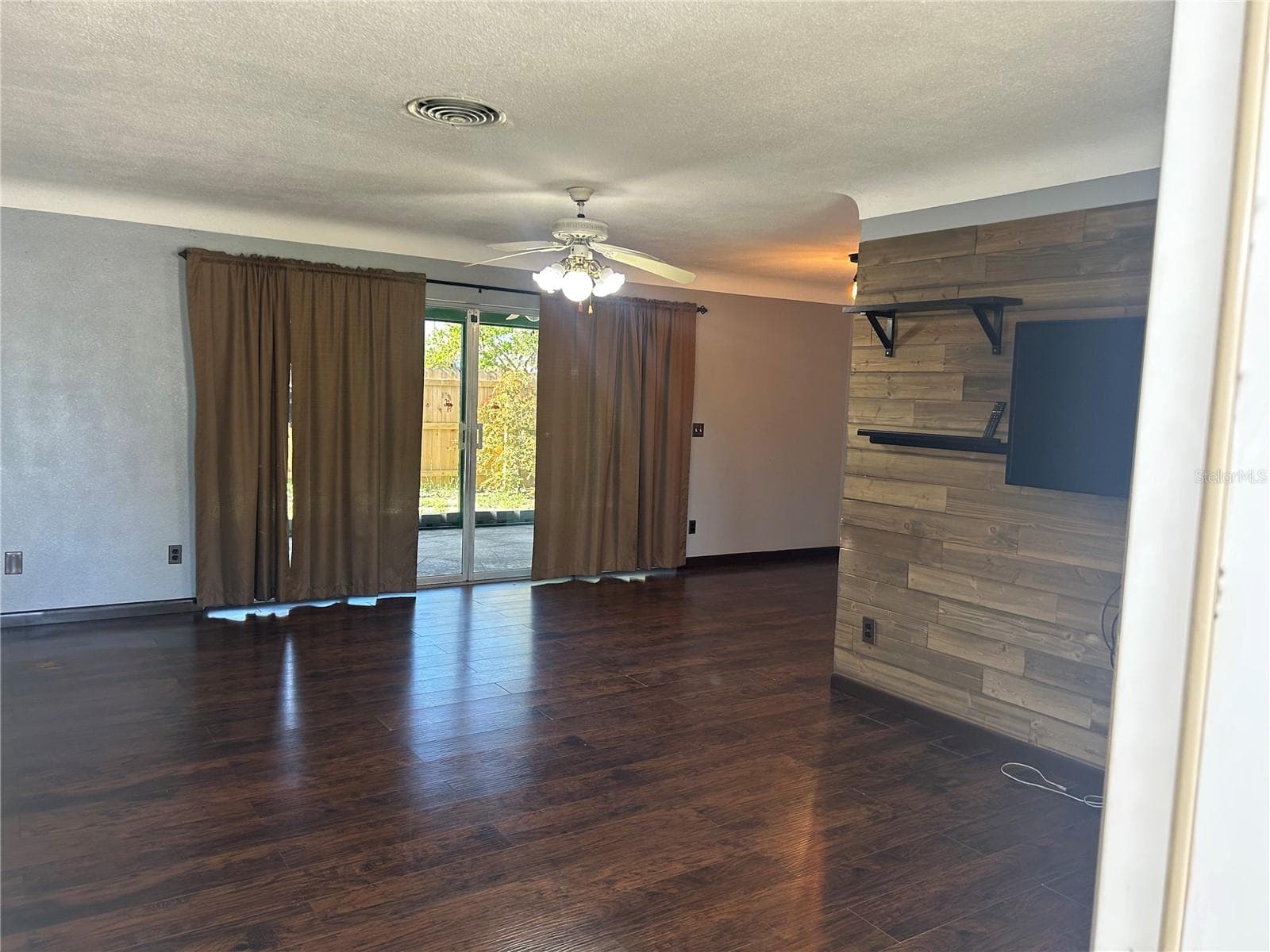 13406 Bellewood Ave photo 4