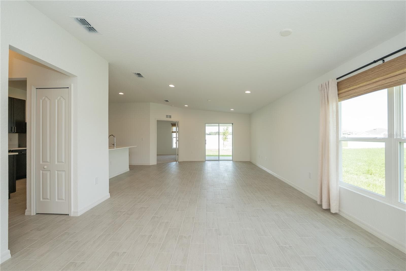 3512 Elliott Pl photo 3