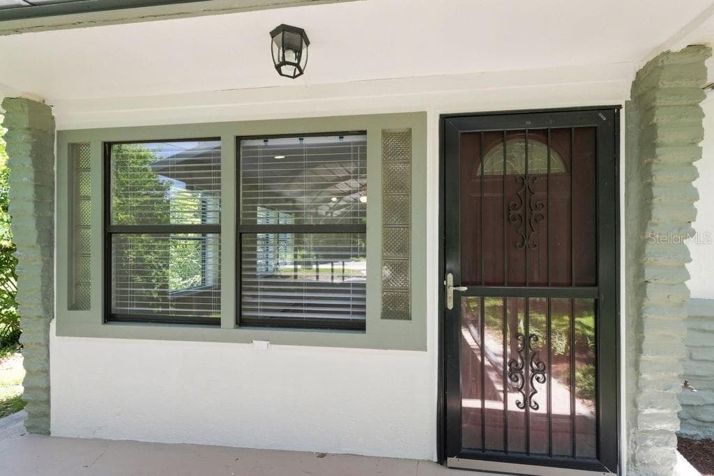 7810 Chapel Ave photo 2