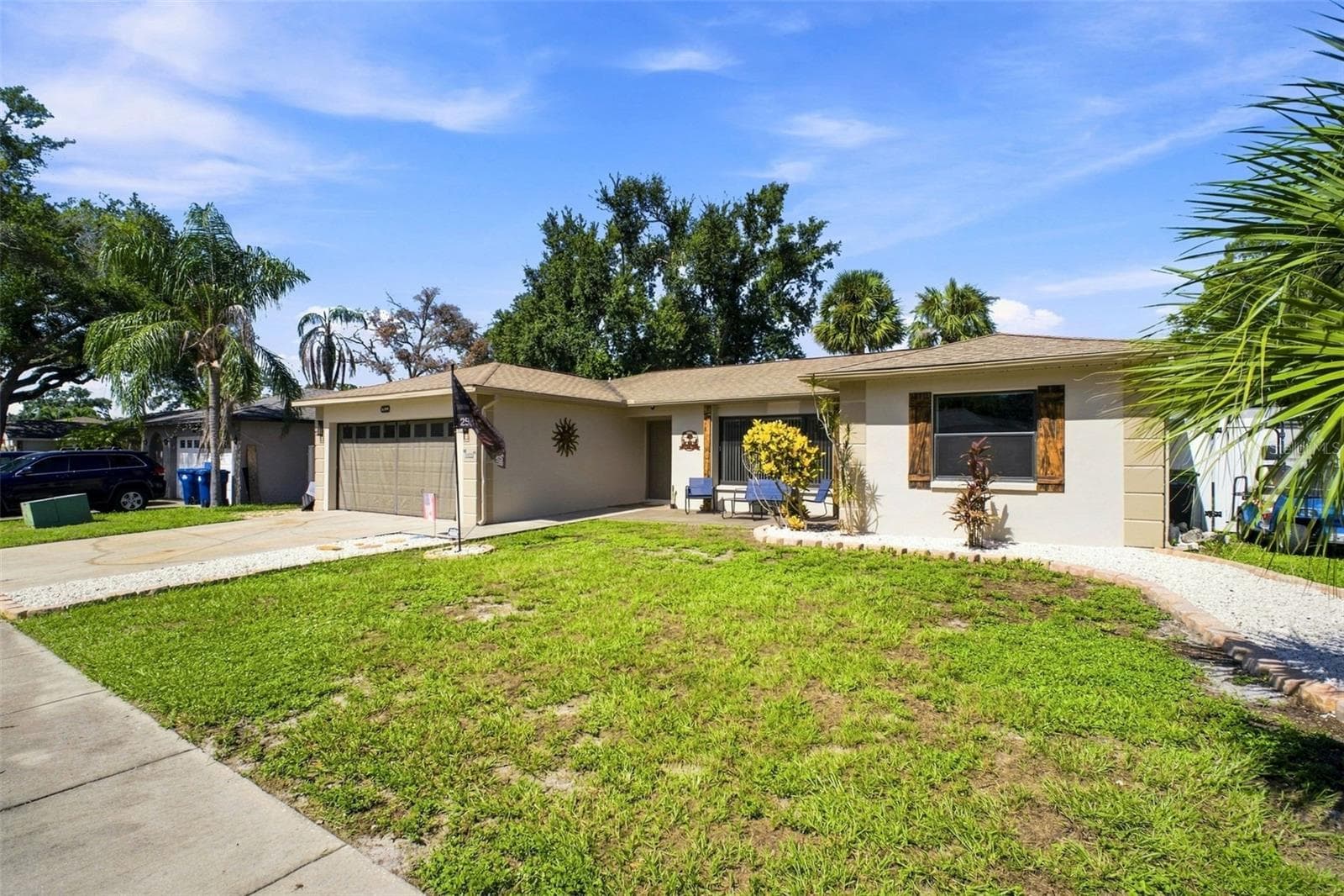 1830 Willow Oak Dr W photo 2