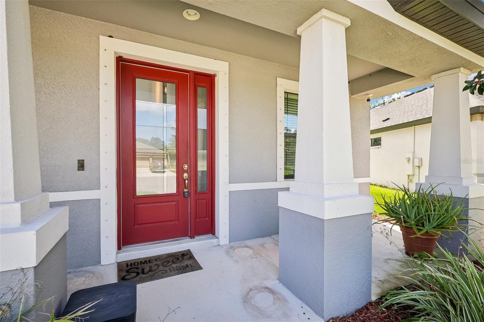 1605 Anastacia Ln photo 4