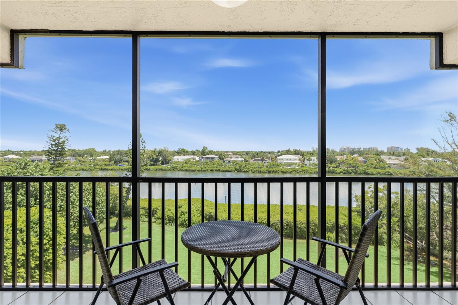 3240 Gulf Of Mexico Dr #B504 photo 4