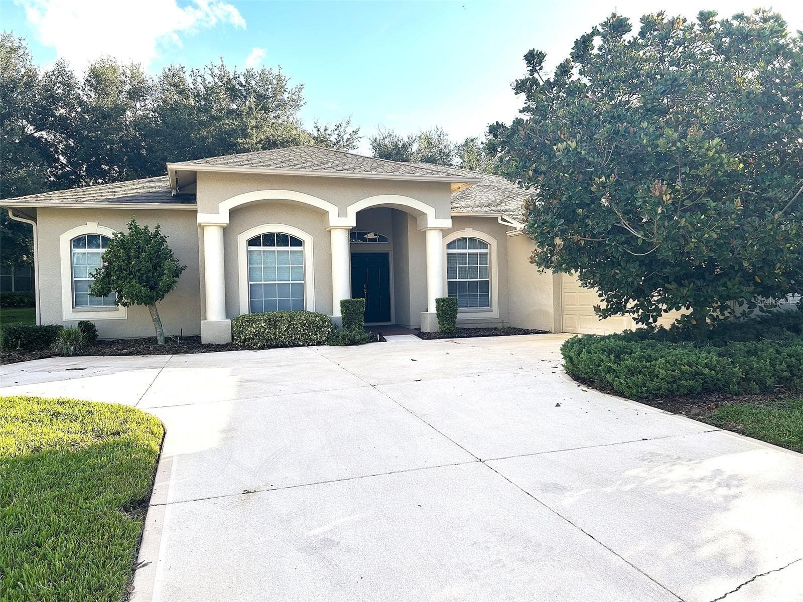 18754 Grand Club Dr photo 2