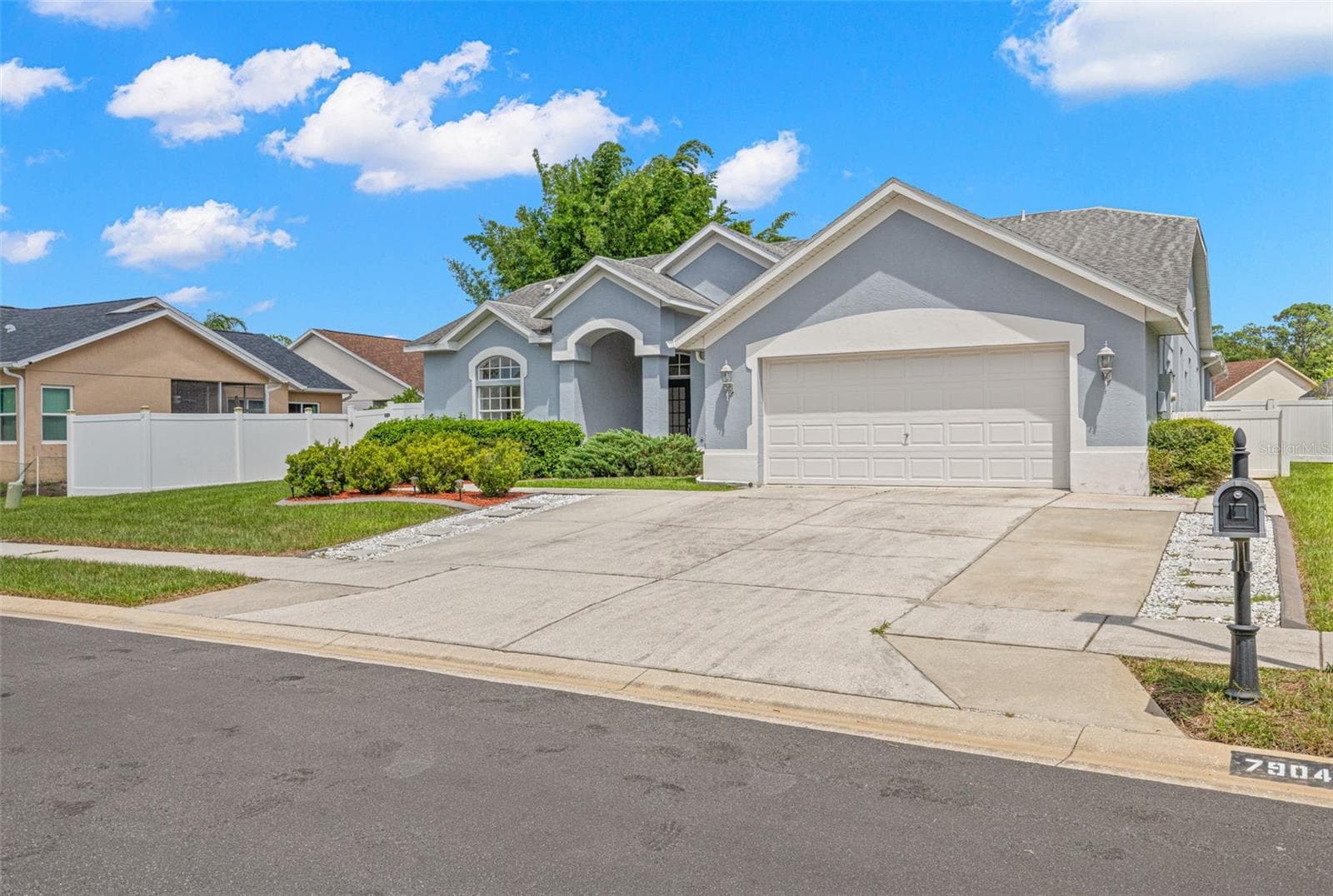 7904 Oregold Dr photo 5