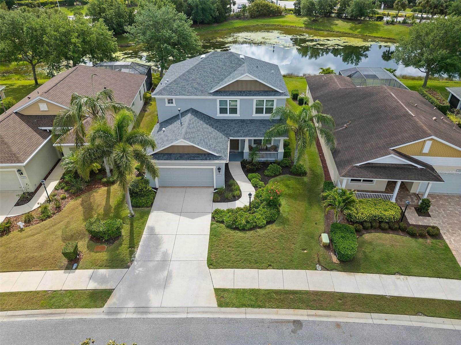 11904 Forest Park Cir photo 2