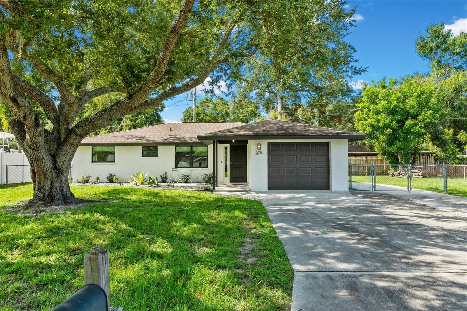 2874 Davis Blvd photo 2