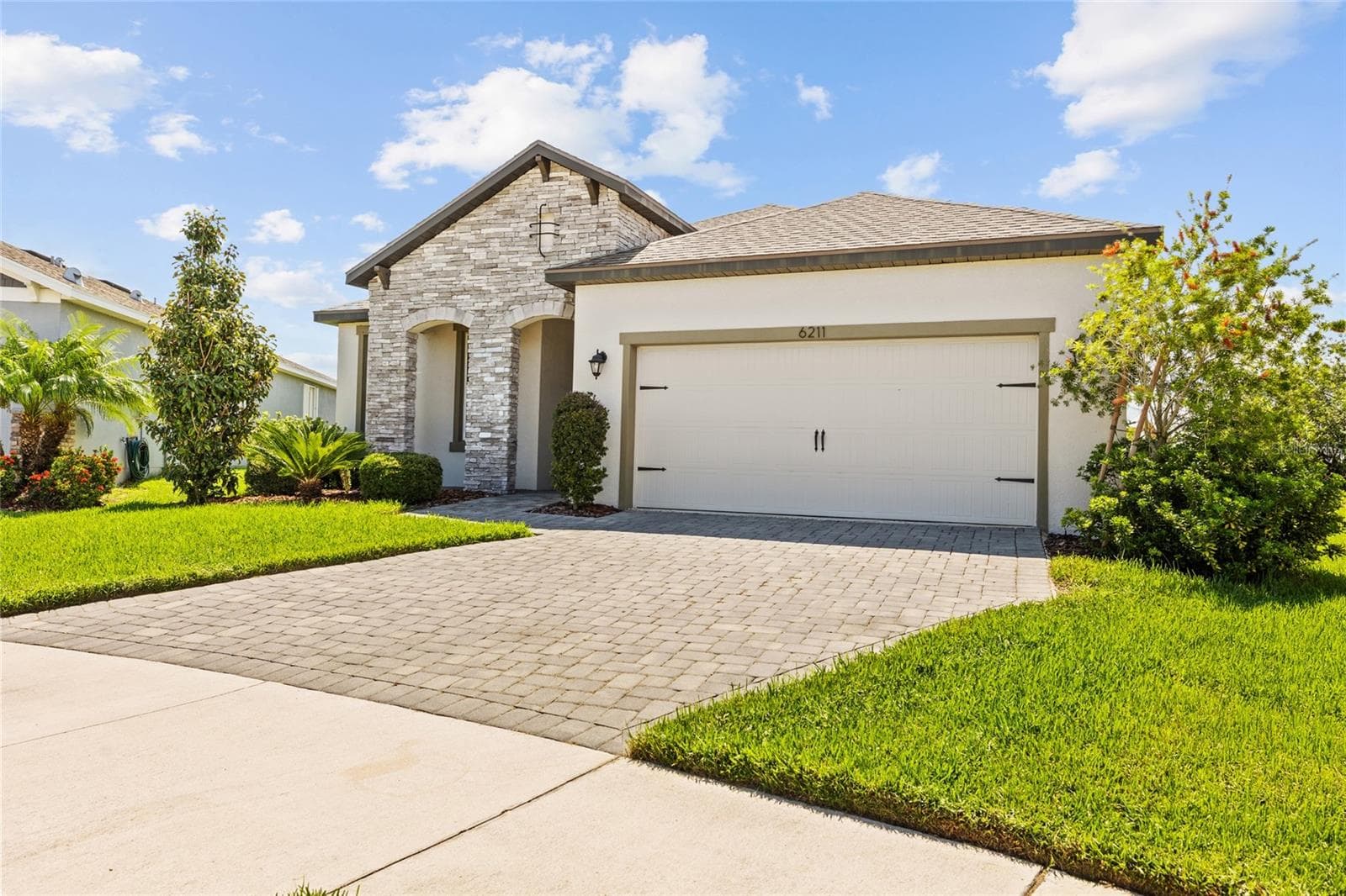 6211 Sea Air Dr photo 5
