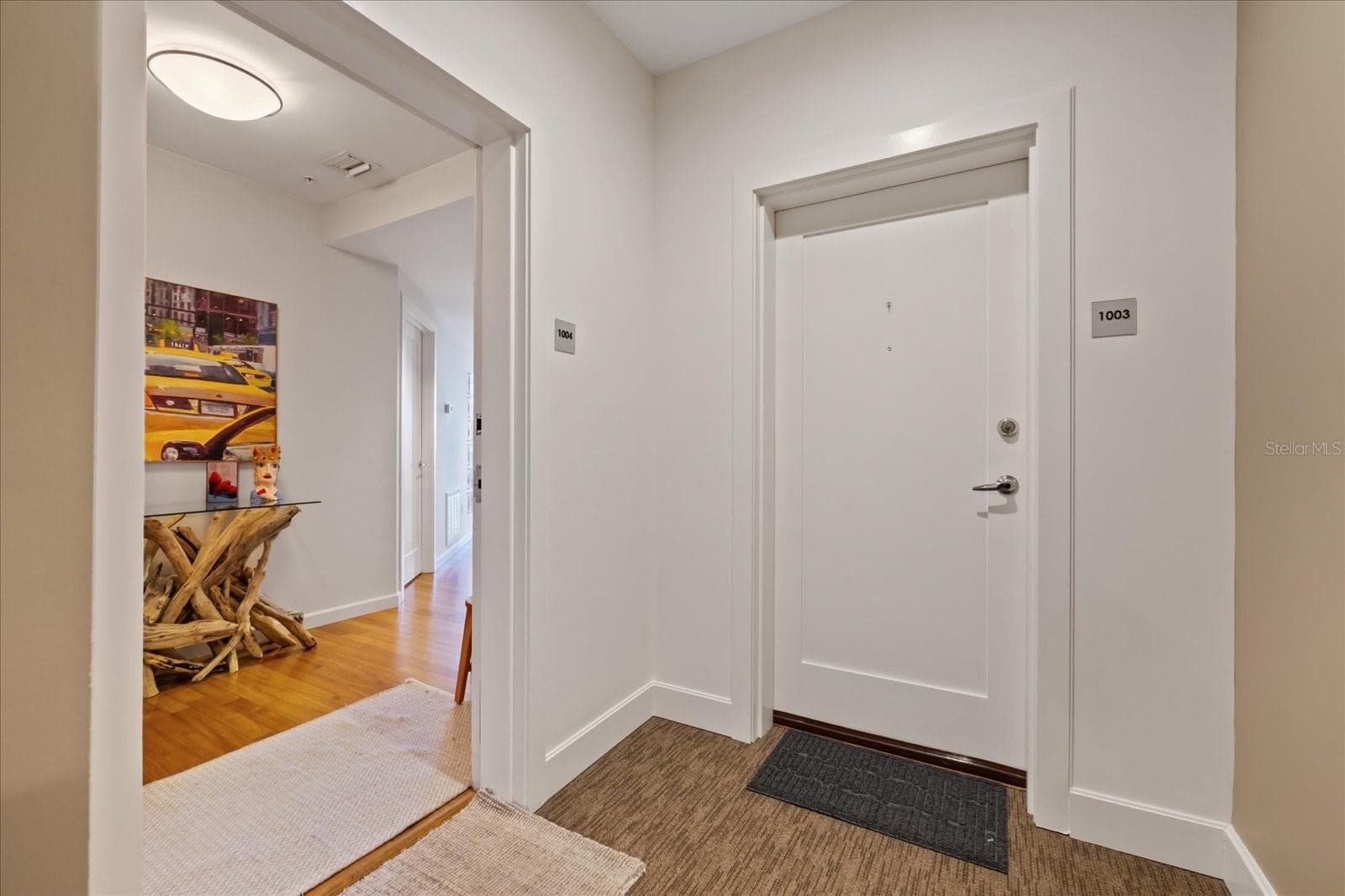 400 4th Ave S #1004 photo 2