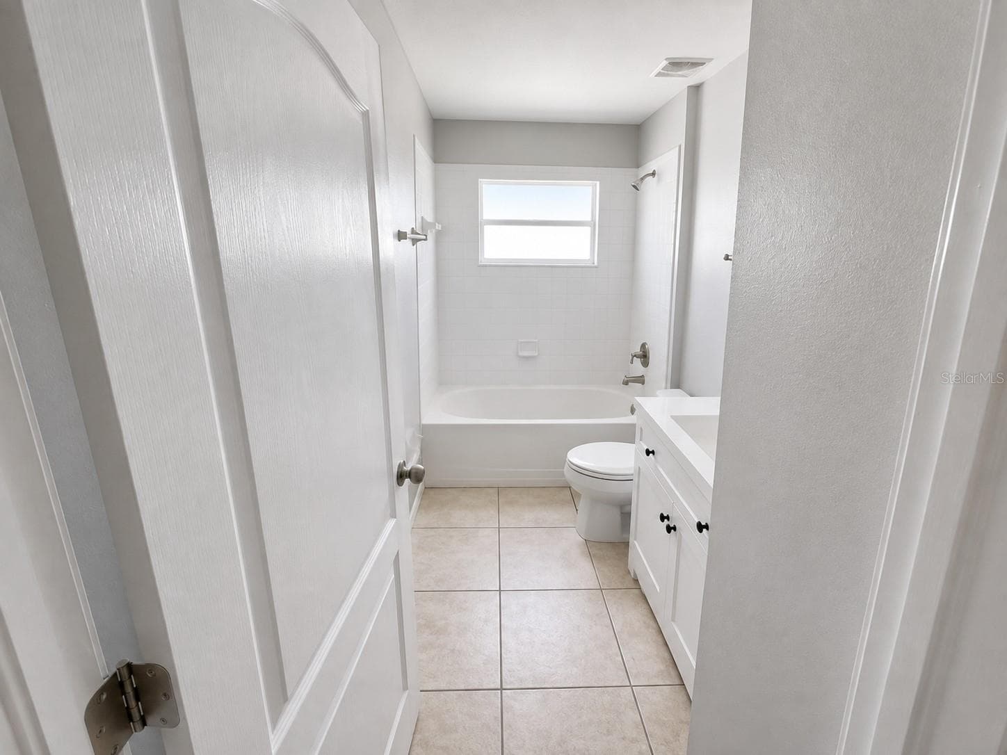 2242 Colville Chase Dr photo 5