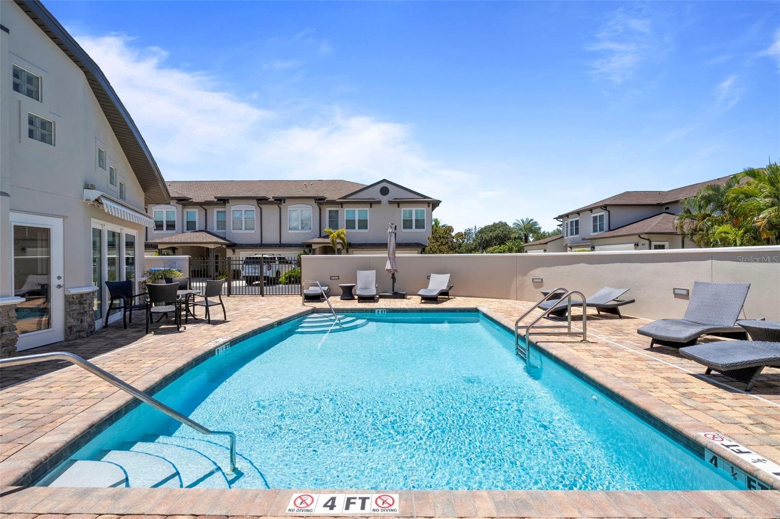 771 Date Palm Ln photo 3