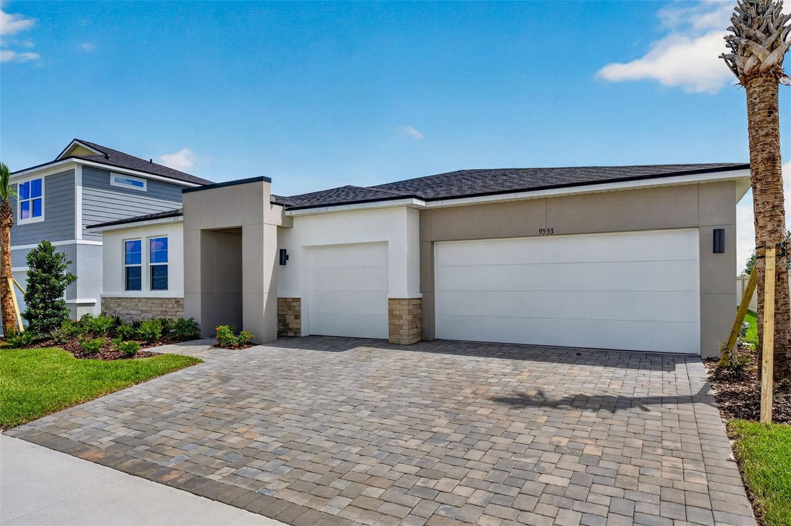 9553 Natural Oak Pt photo 3