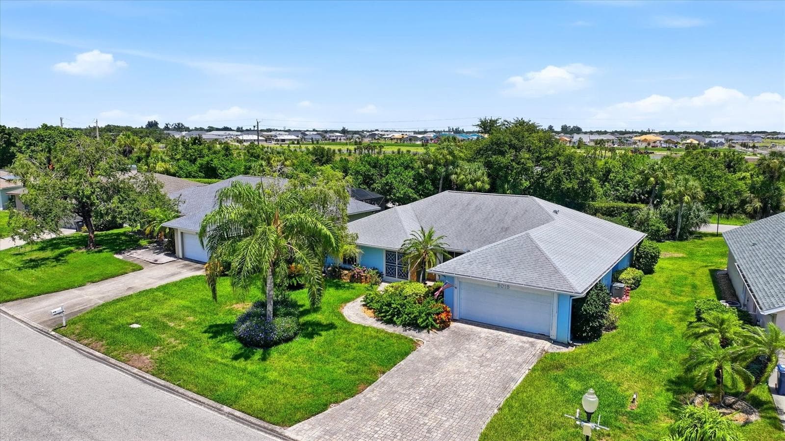 5015 86th Street CT W photo 3