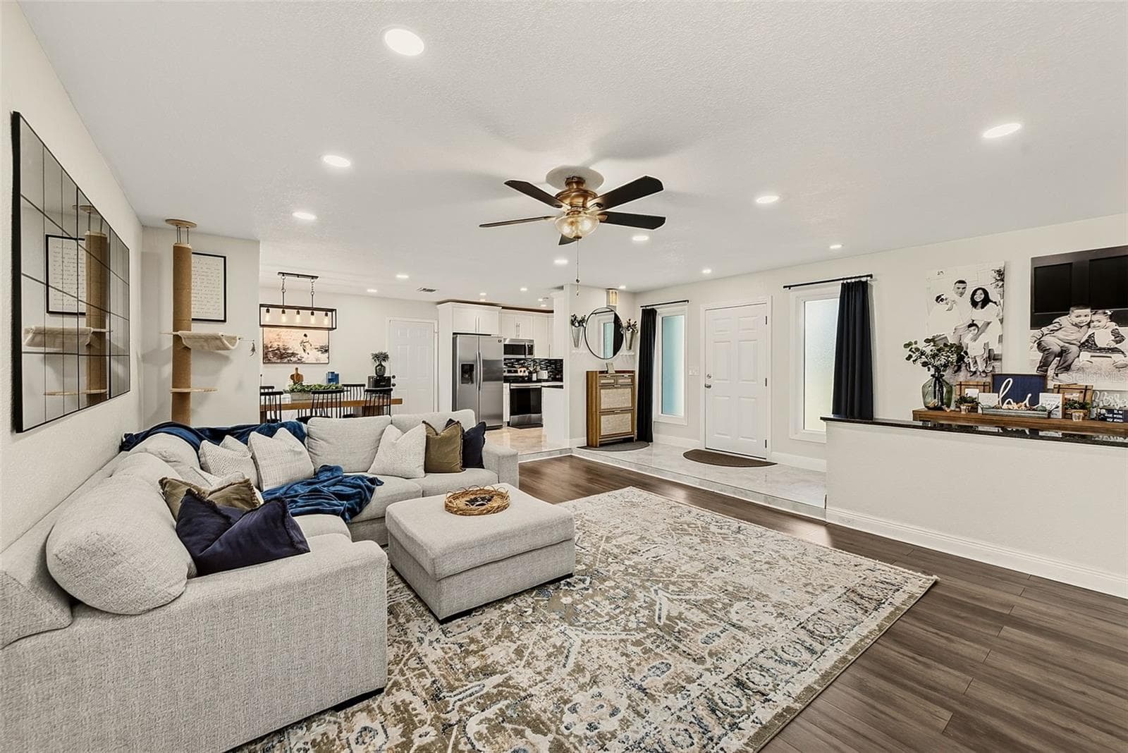 2165 Campus Dr photo 5