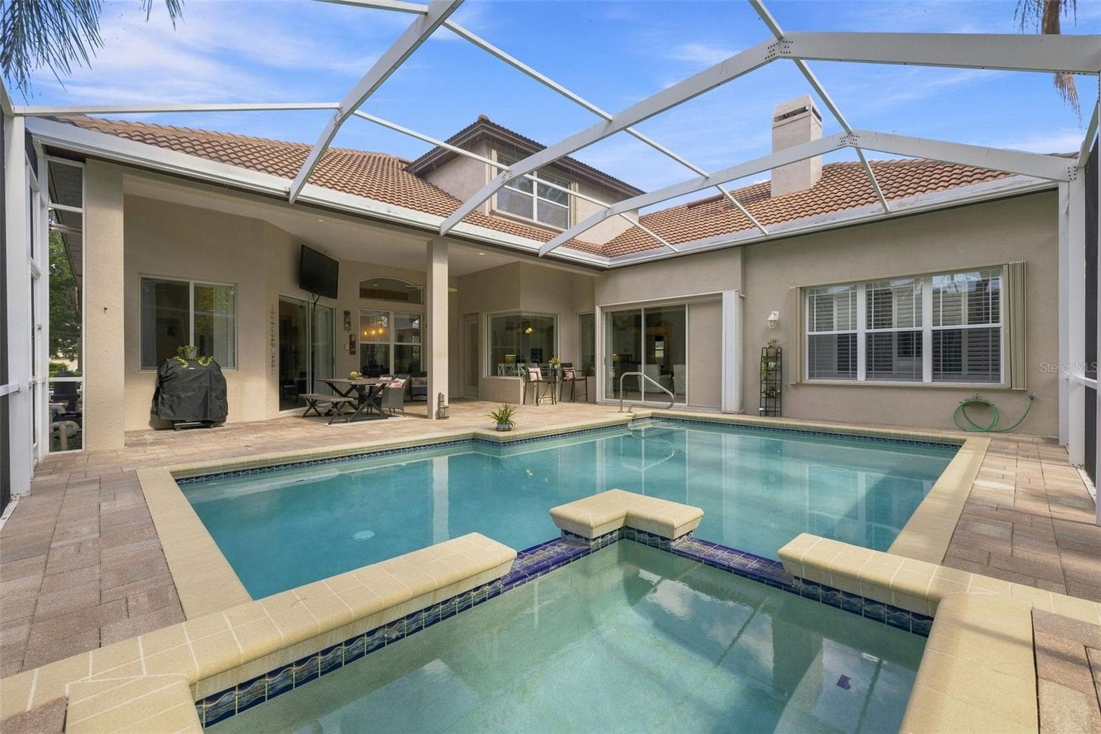5091 Jasmine Way photo 2
