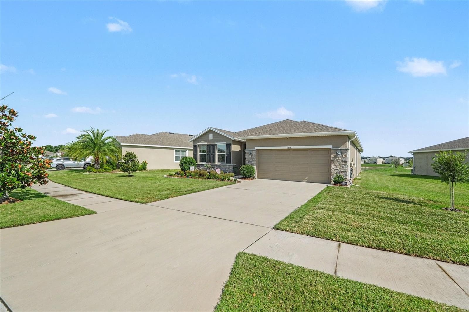 38387 Springhead Ln photo 3