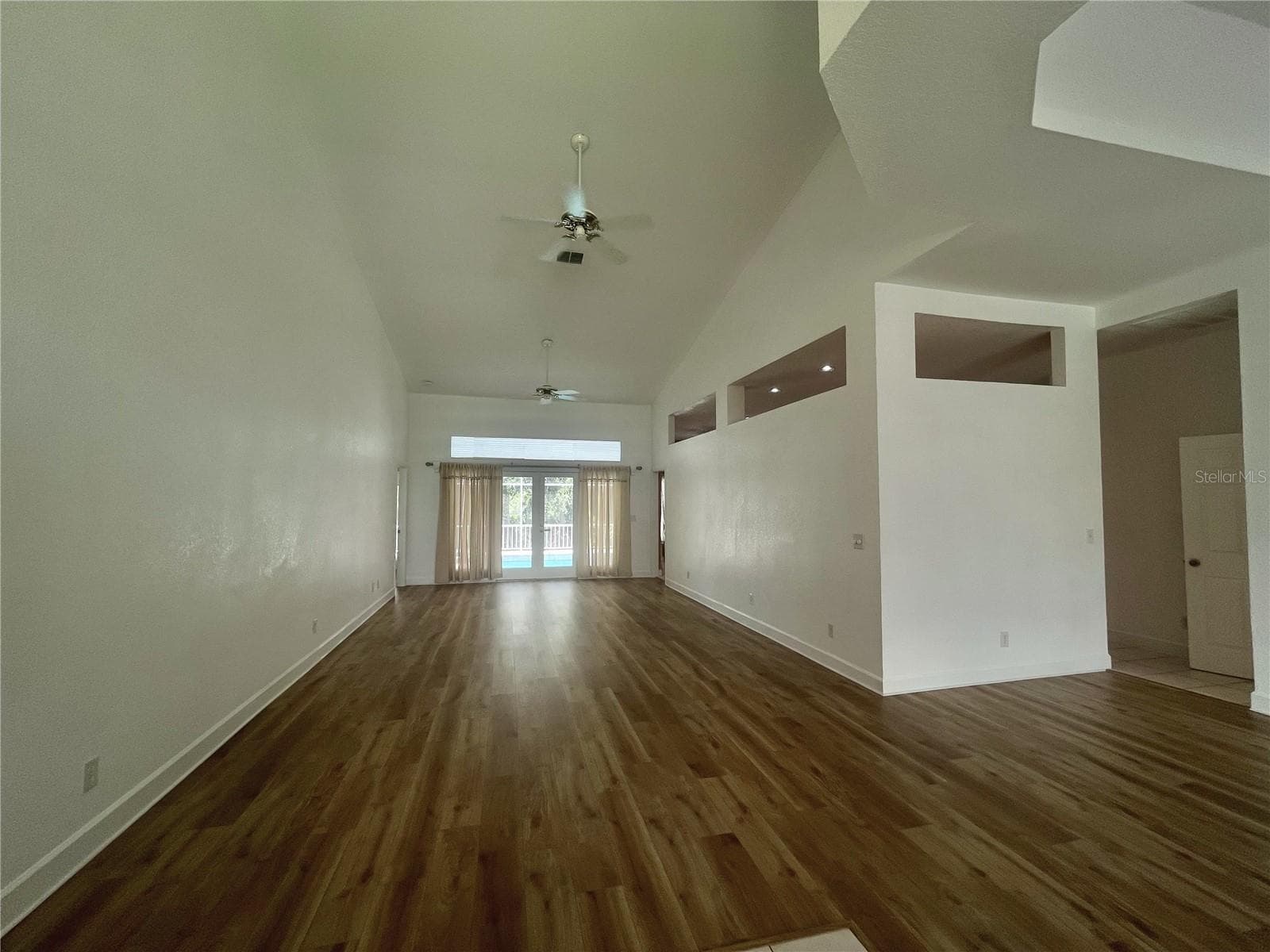 7116 Pebble Beach Ln photo 4