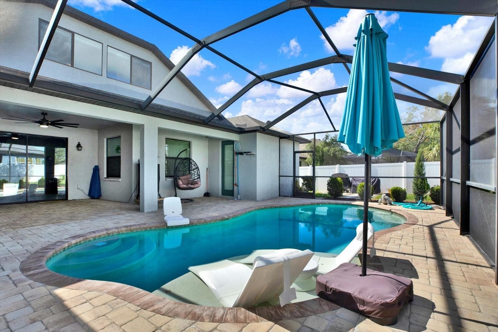 652 Tierra Dr photo 3