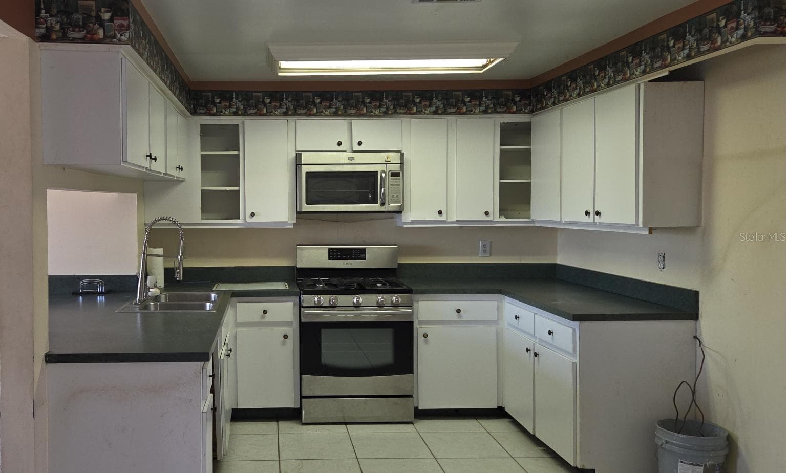 8665 Mockingbird Ln photo 3