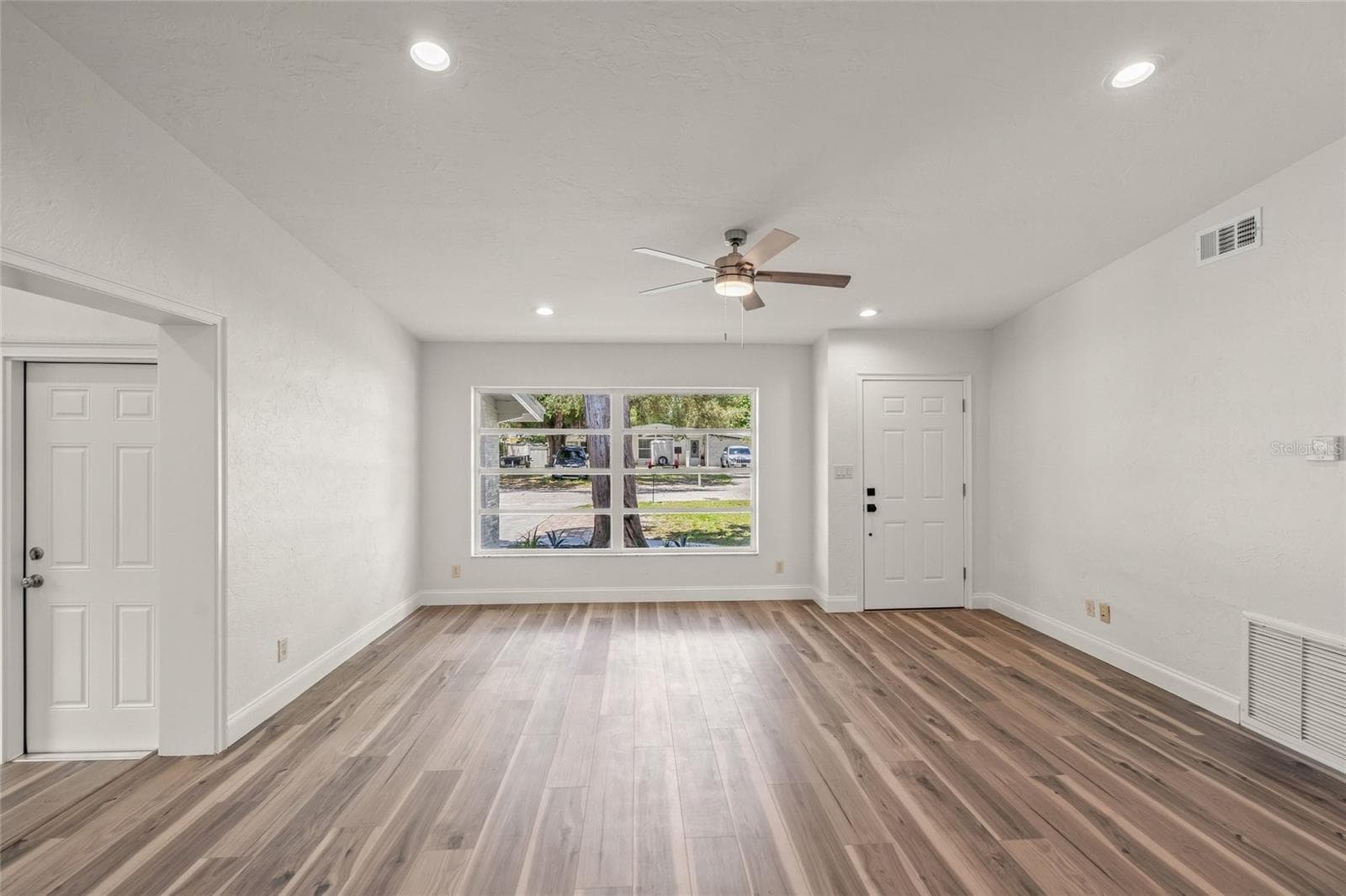 2722 Ingot Pl photo 5
