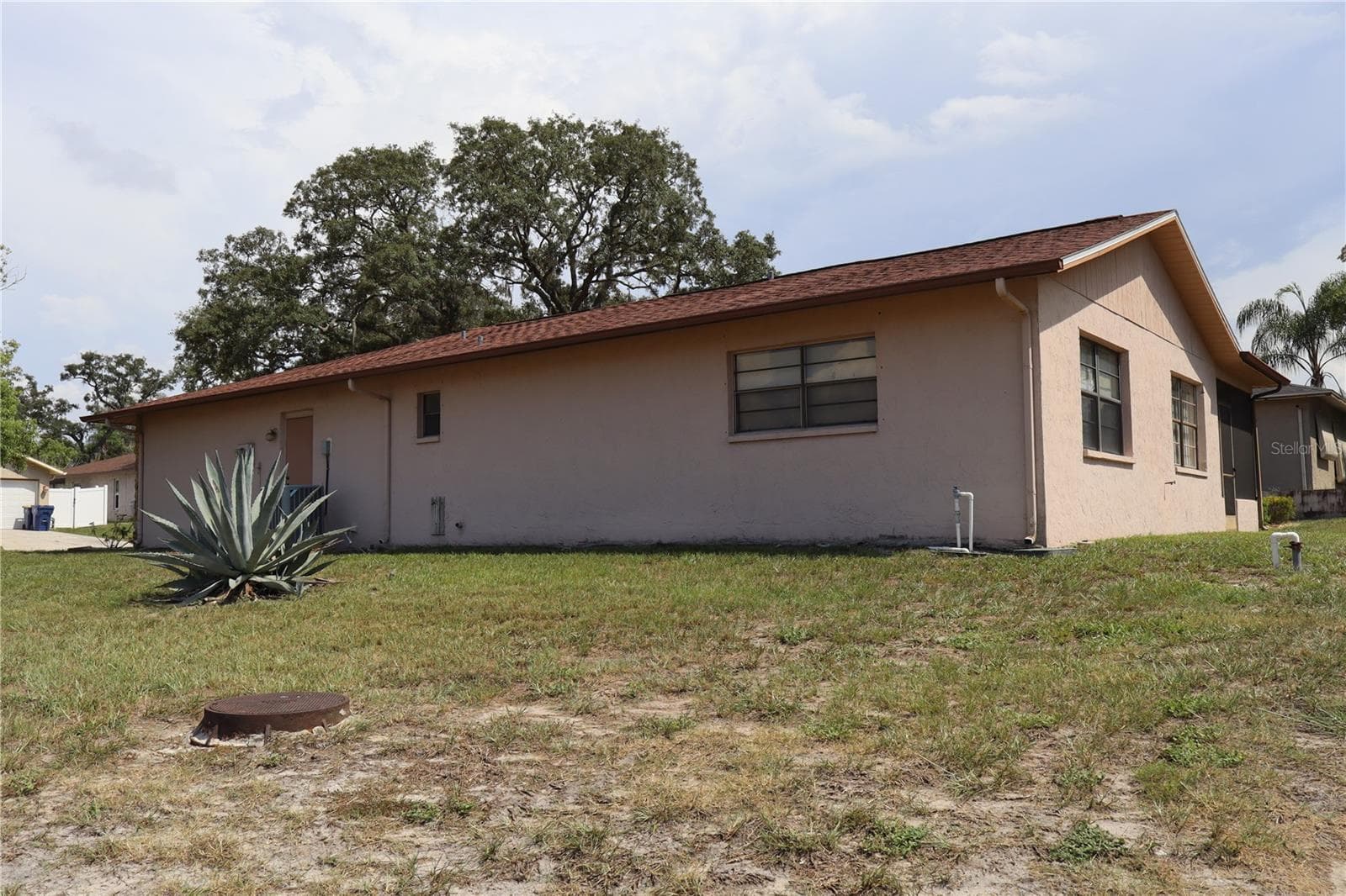 8949 Forest Lake Dr photo 2