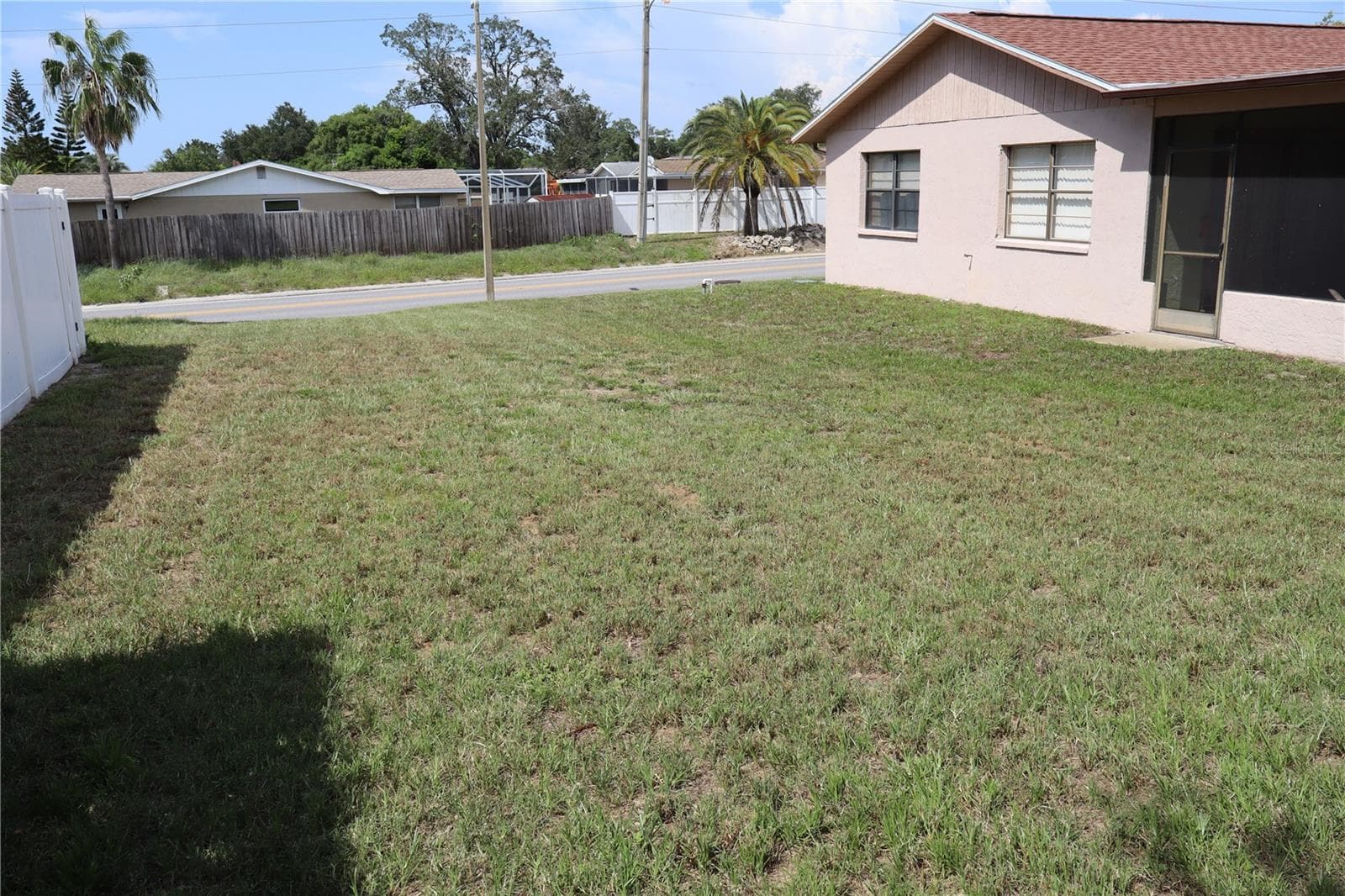 8949 Forest Lake Dr photo 5