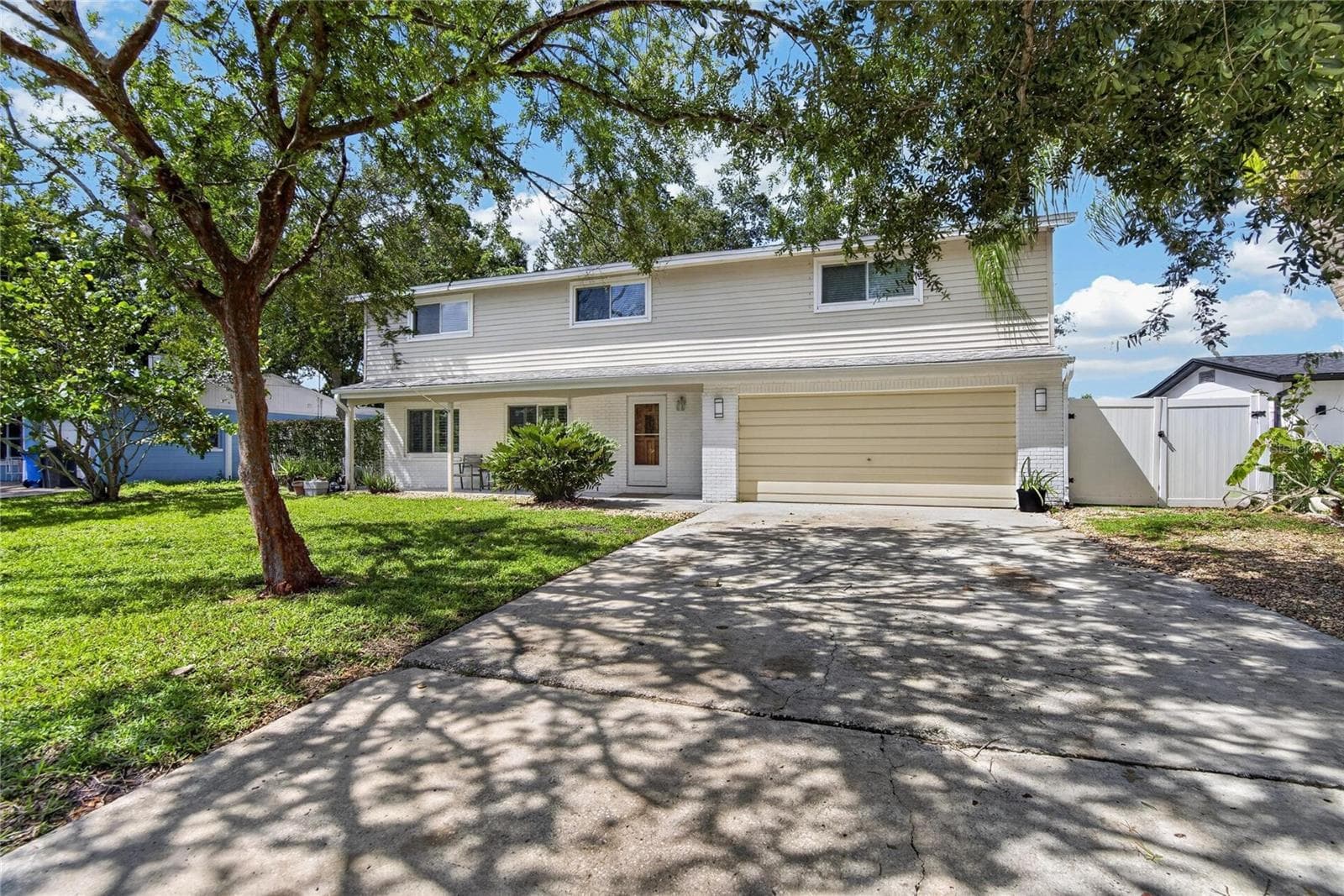 10718 Drummond Rd photo 3