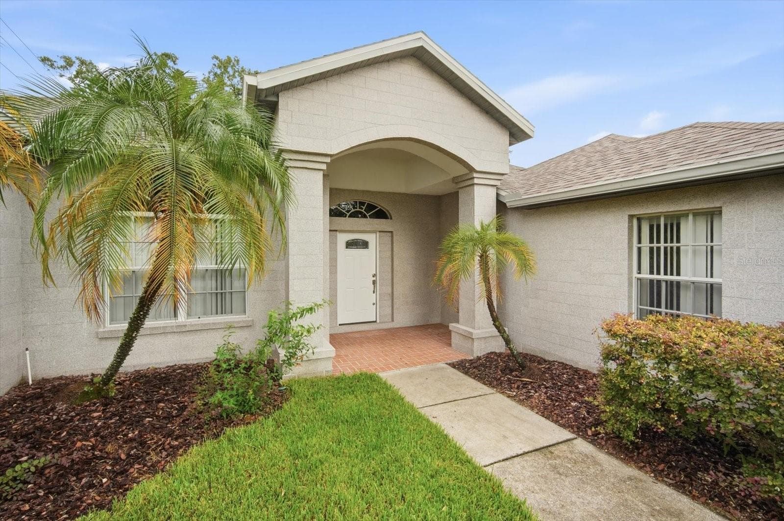 14902 Devonshire Woods Pl photo 3