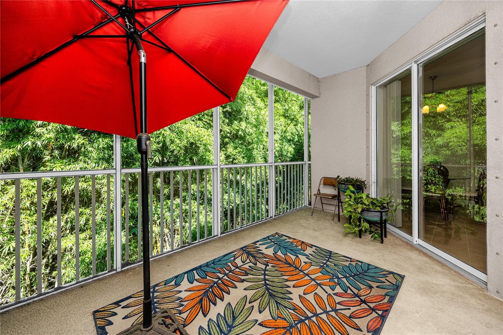 894 Lantern Way photo 2