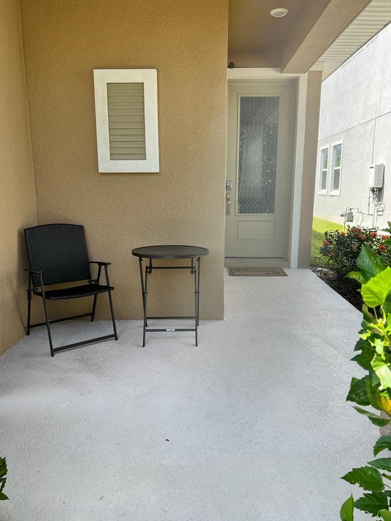 6103 Voyagers Pl photo 2
