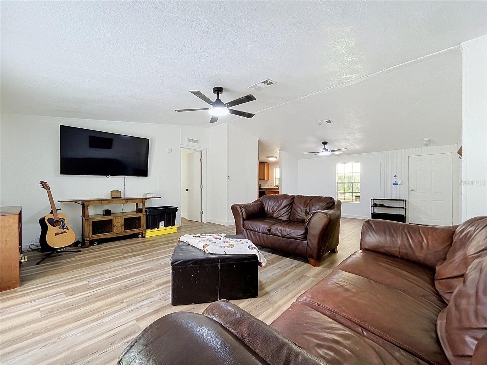 12717 Farmettes Rd photo 5