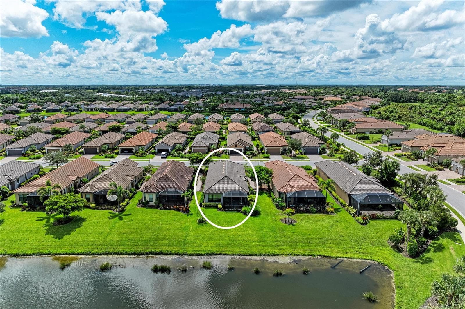8737 Bellussi Dr photo 4