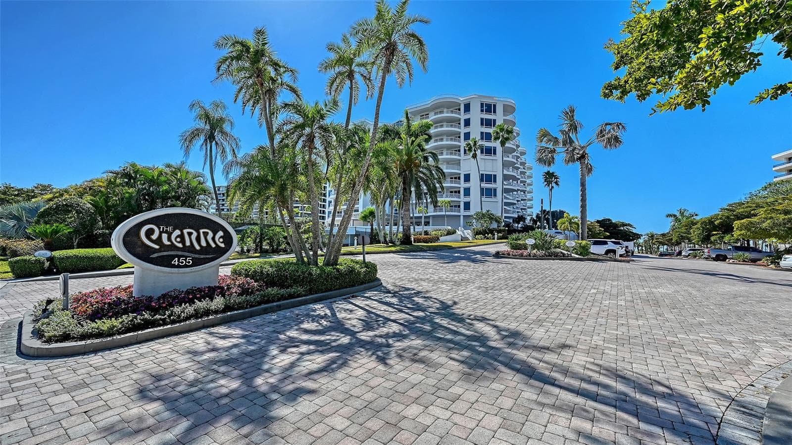 455 Longboat Club Rd #905 photo 3