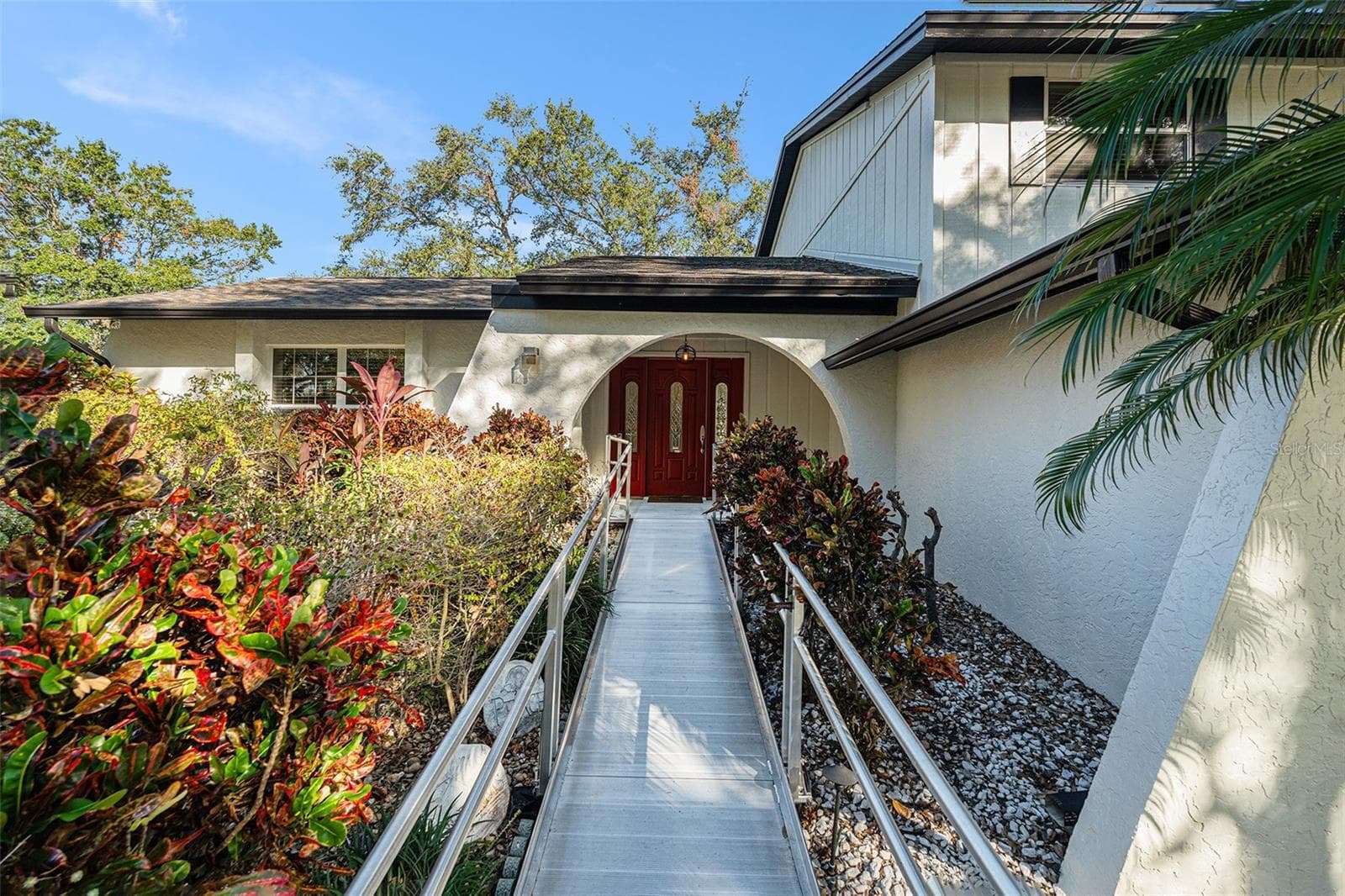 4611 Landscape Dr photo 5