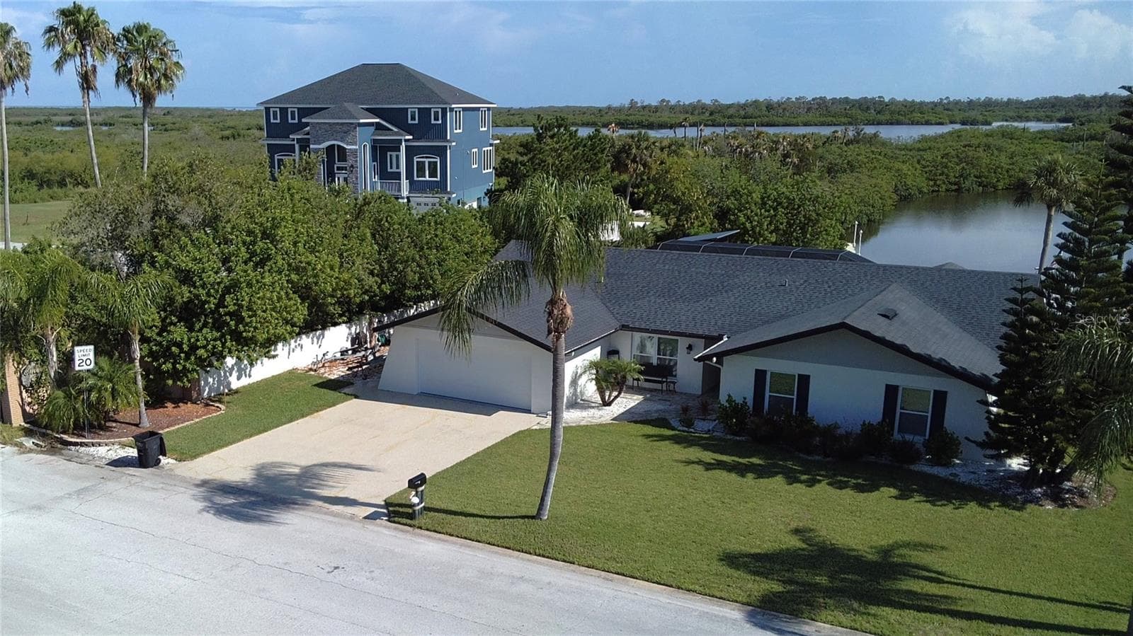 5717 Seabreeze Dr photo 4