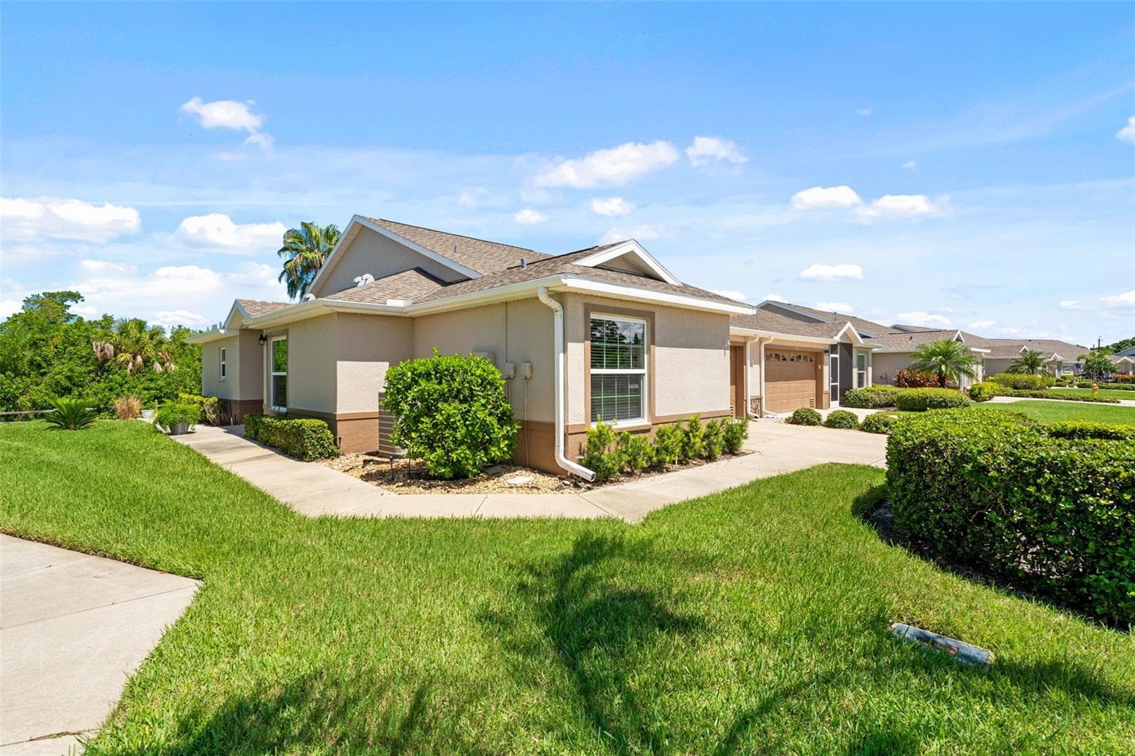 1704 Terra Ceia Bay Cir photo 2