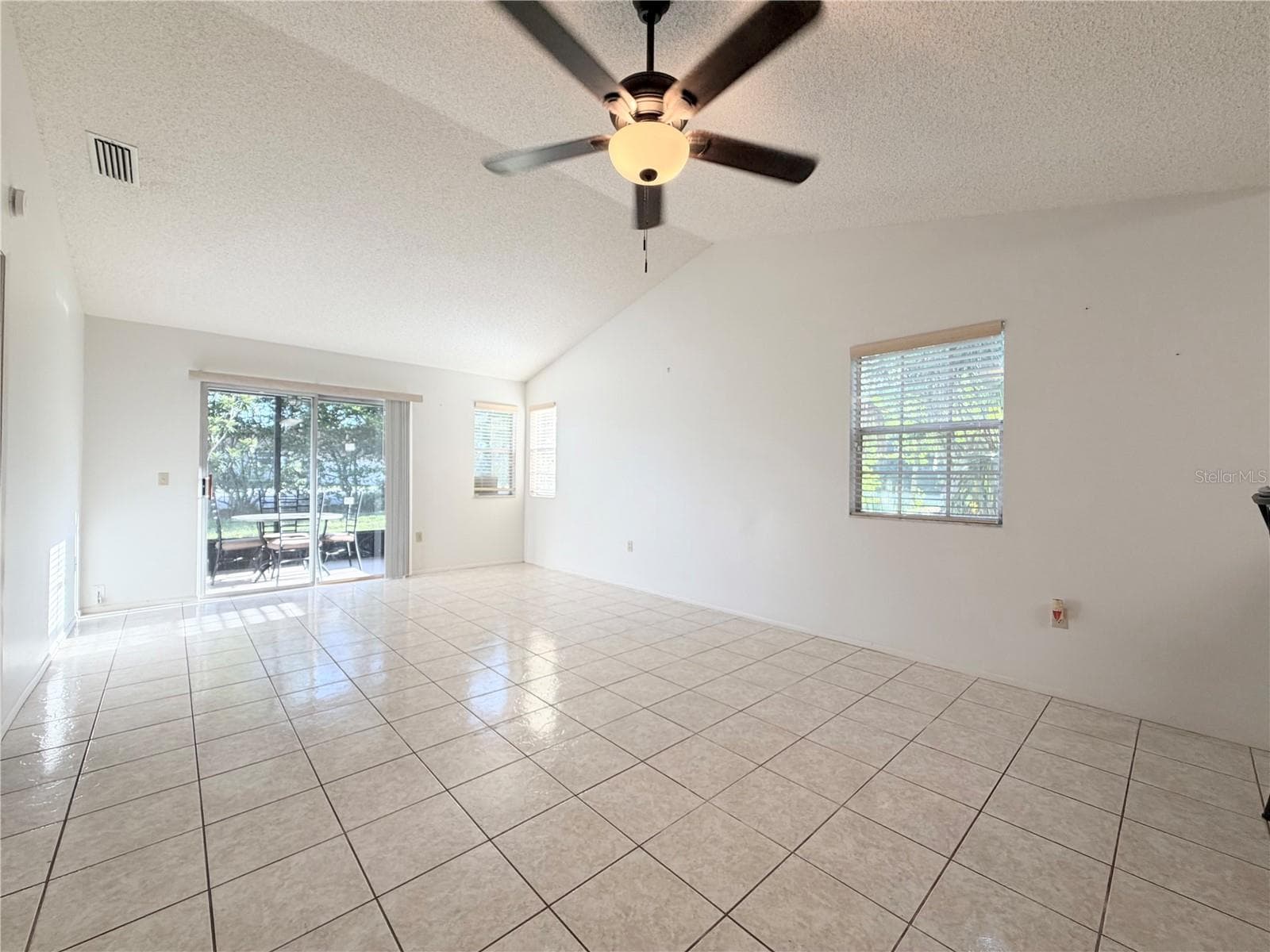 12605 Knollbrook Ln photo 5