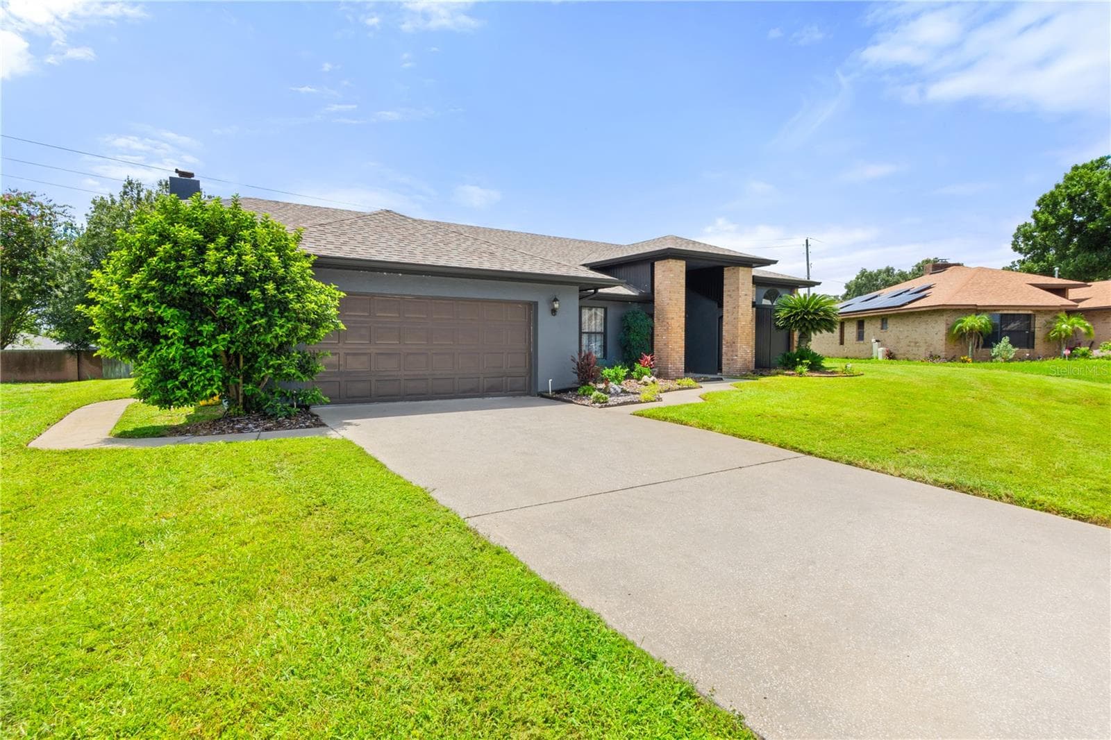 280 Santa Rosa Dr photo 2