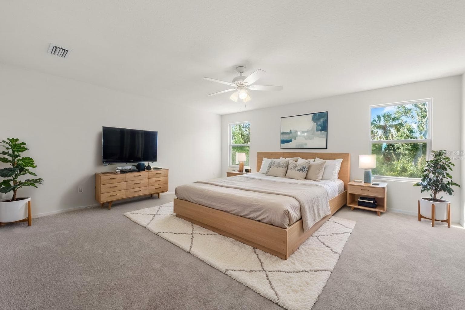 5715 Hevena CT photo 4