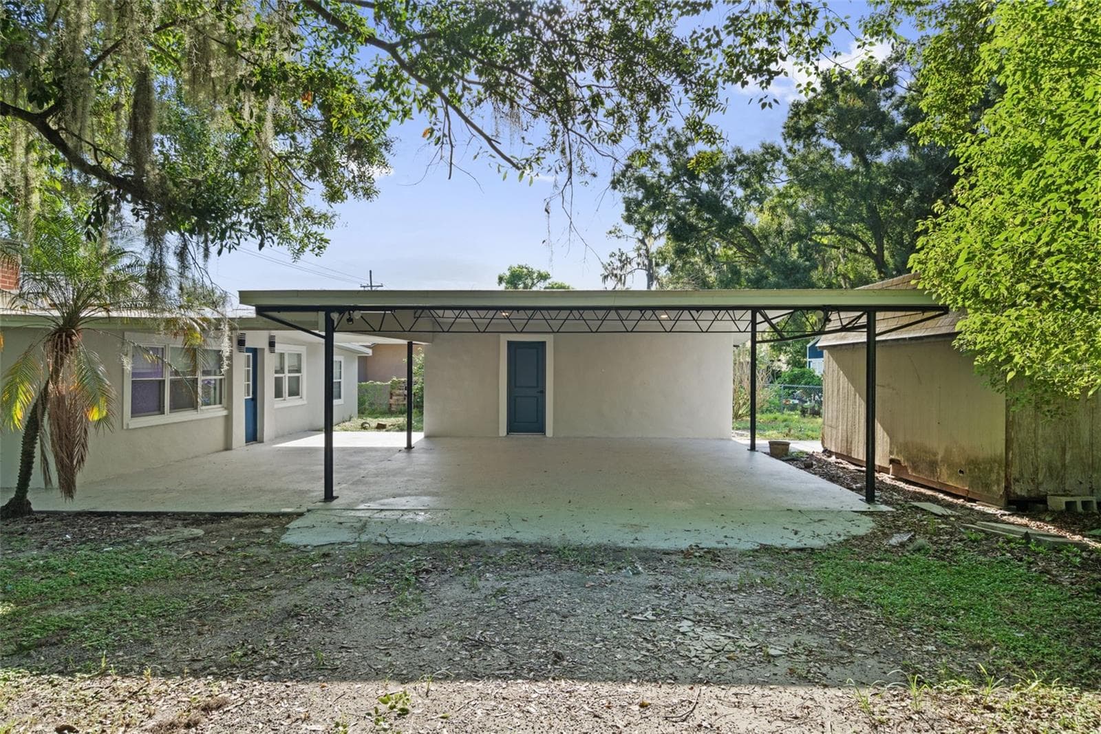 929 Adrian CT photo 4