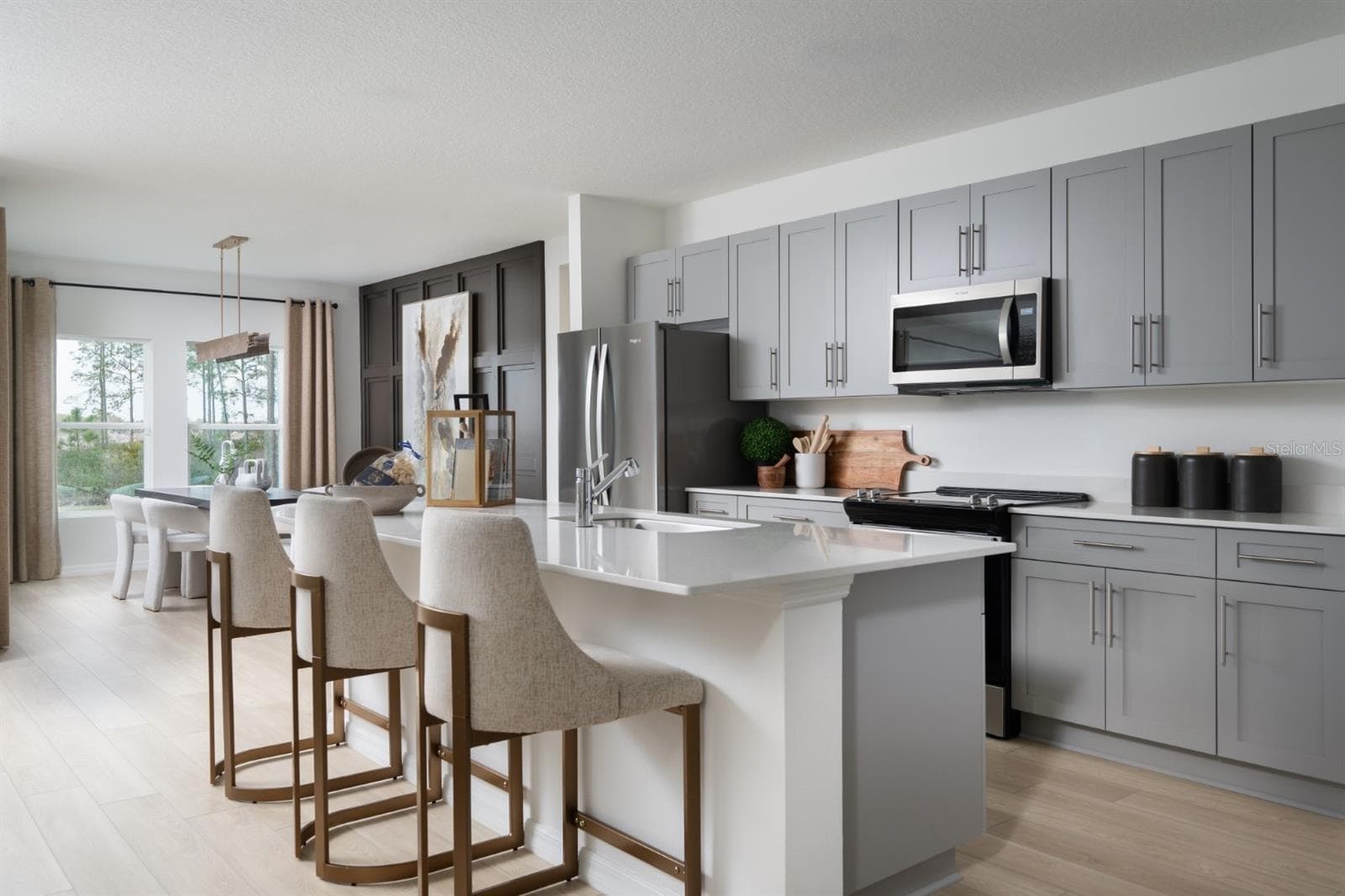 9272 Joyful Heights Way photo 2