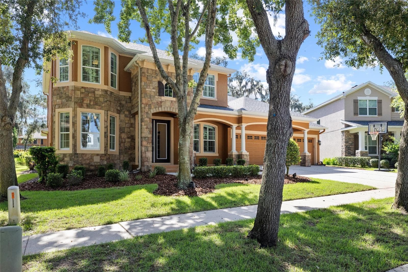 15910 Ternglade Dr photo 3