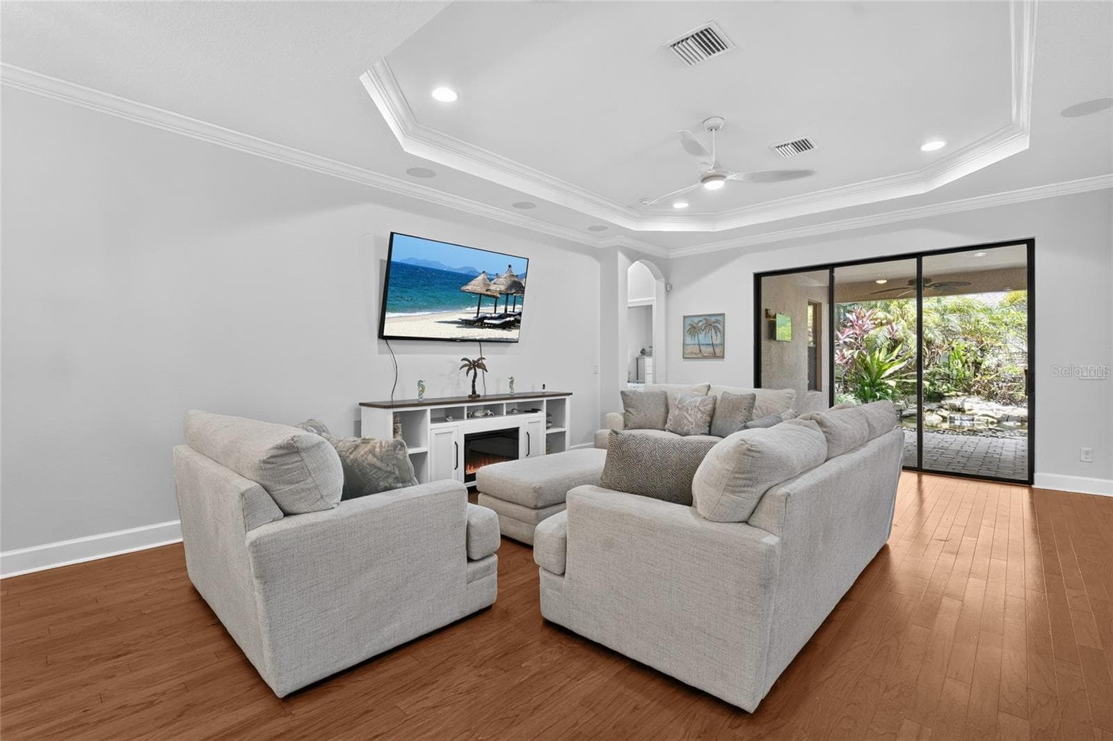 13223 Palermo Dr photo 5