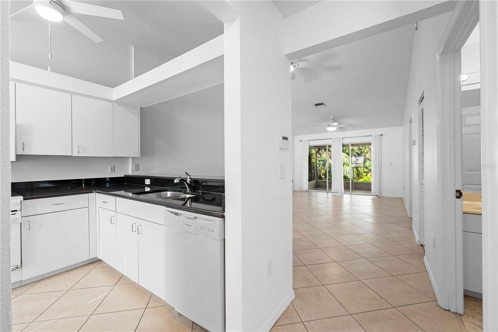 630 N Jefferson Ave #19 photo 3