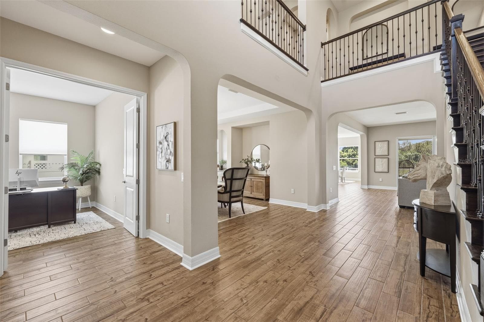 7292 Bay Laurel CT photo 4