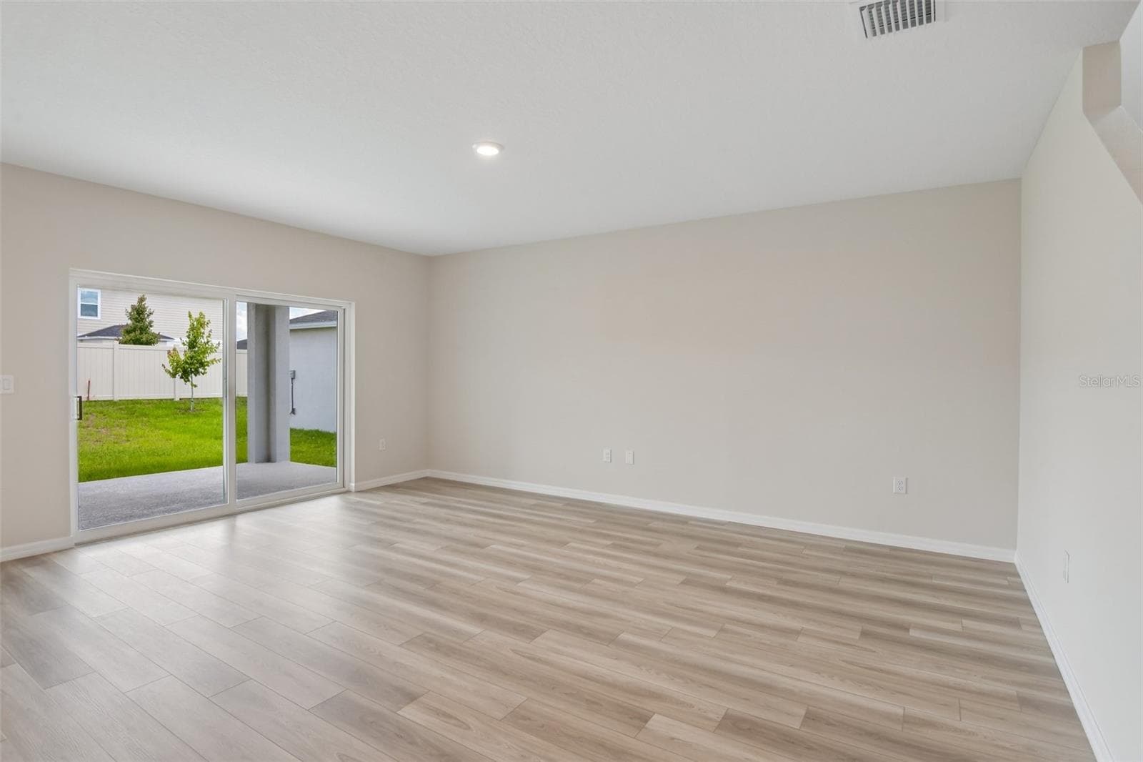 35033 Arbor Retreat Dr photo 3