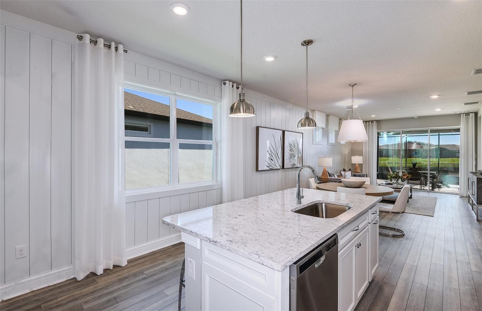 13735 Rocky Pine Pl photo 3