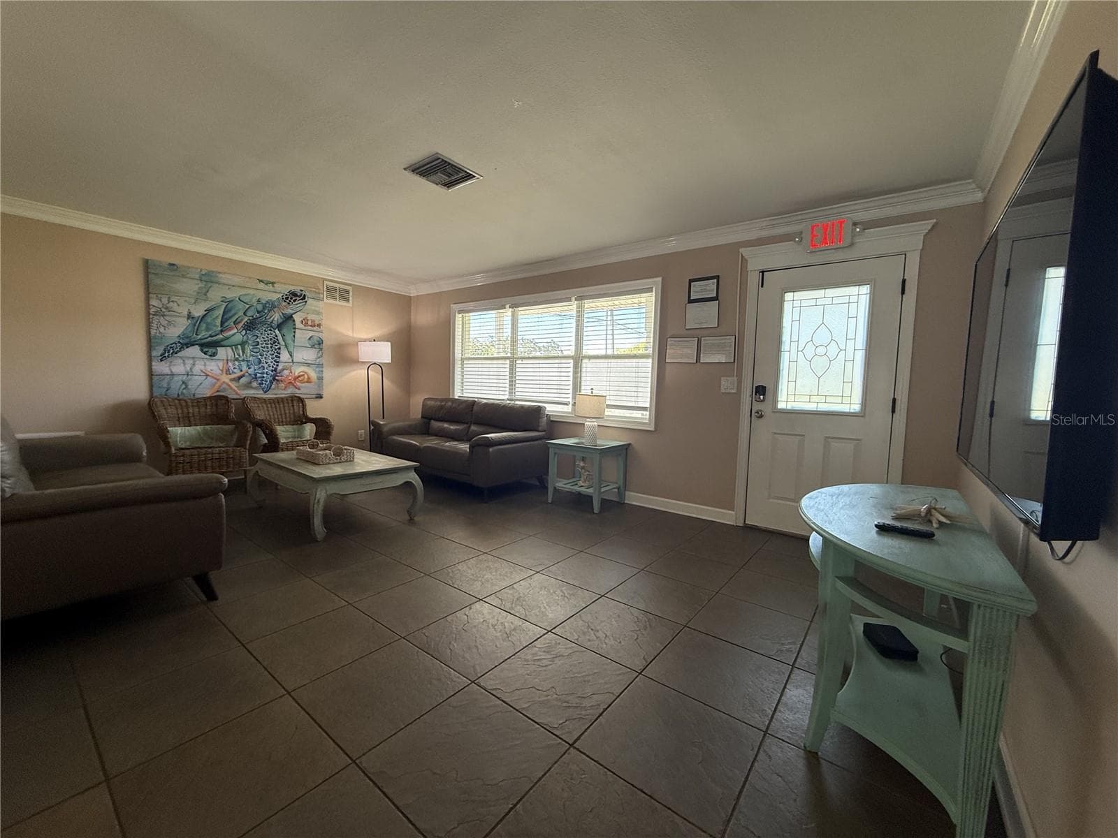 2398 Nolan Dr photo 4