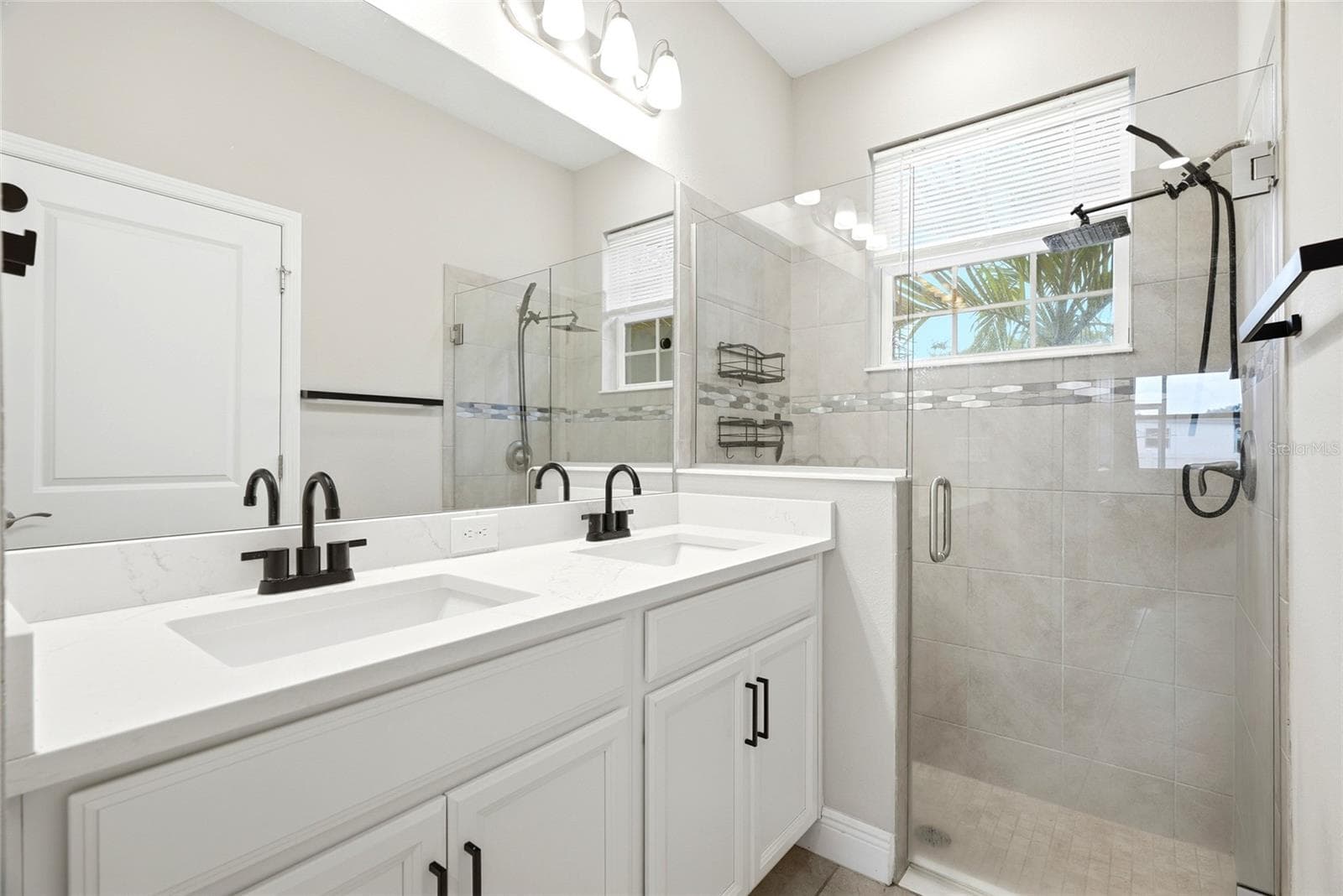 5282 Neil Dr photo 5