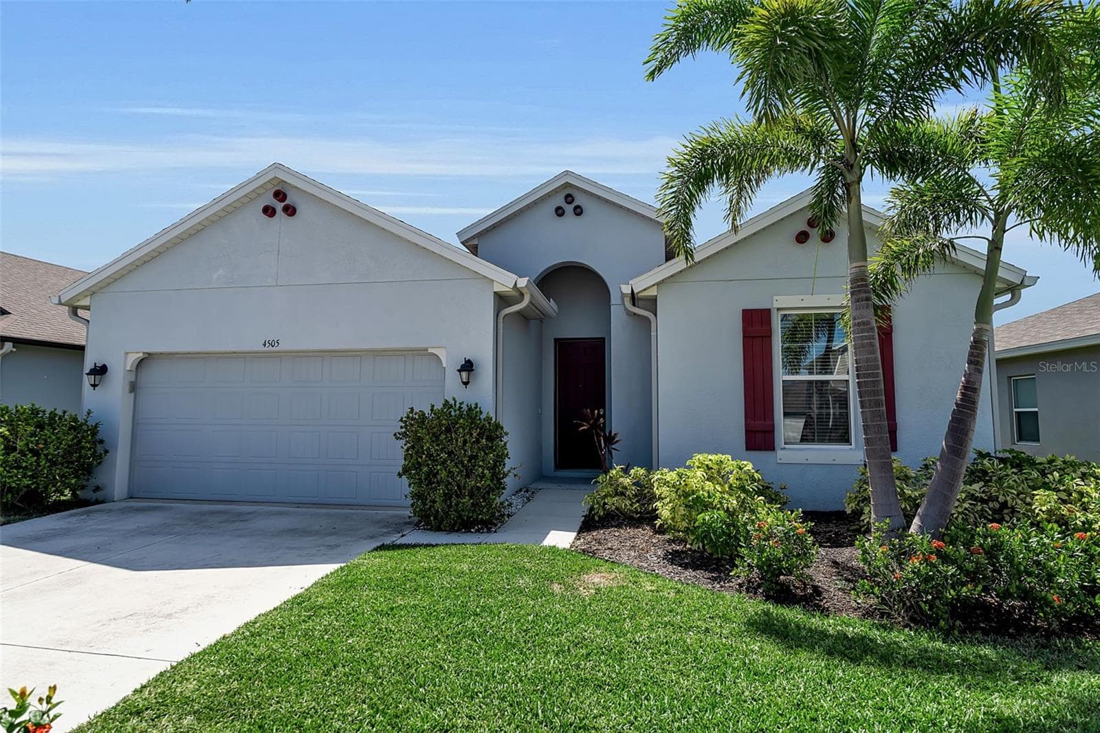 4505 Windy Hammock Way photo 2