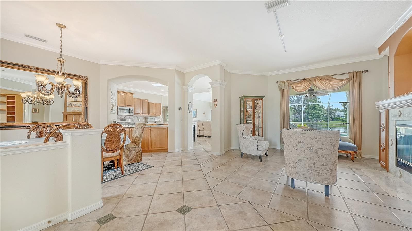 6521 Sundew CT photo 4